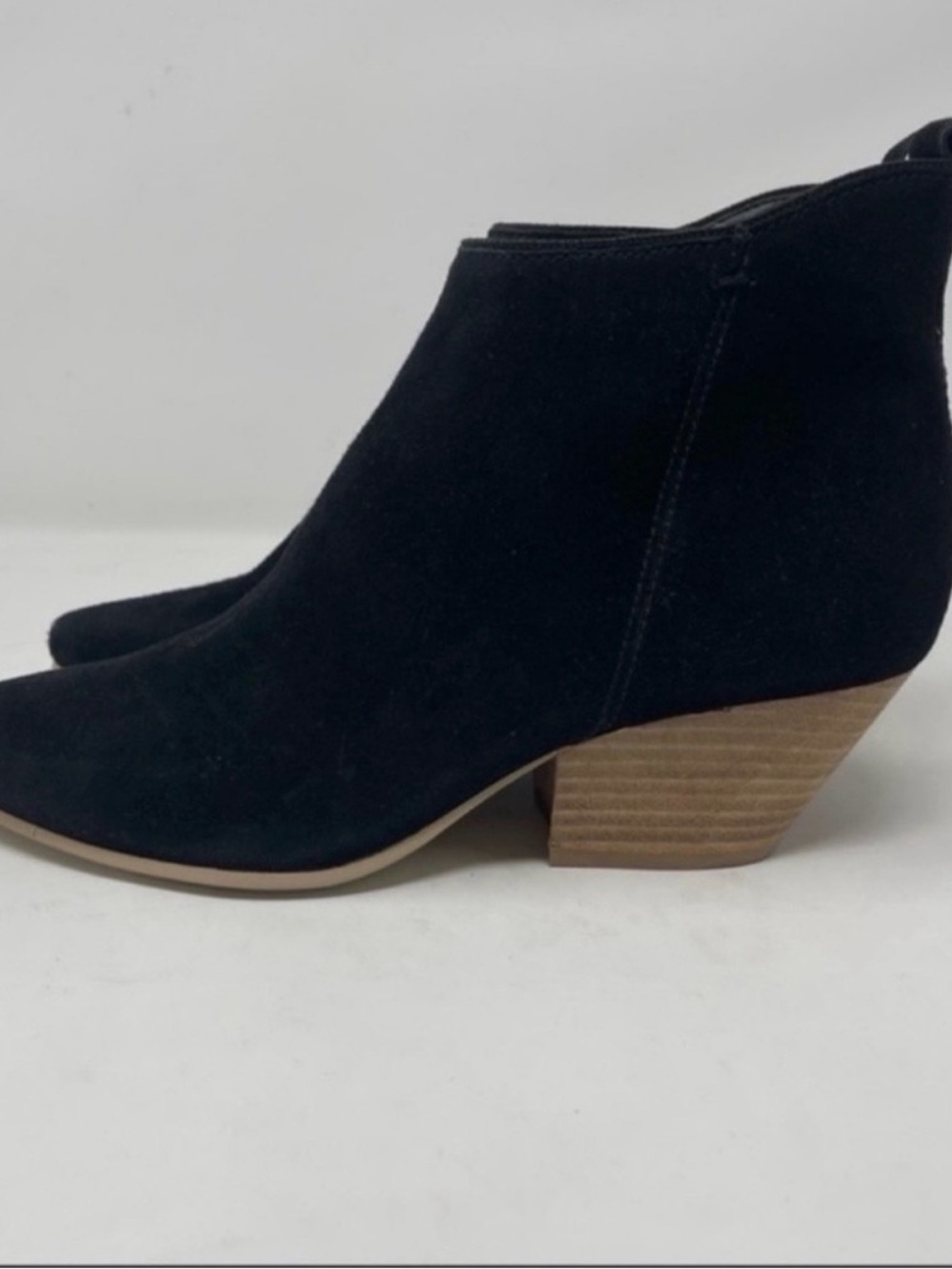 Dolce Vita Black Suede Western ankle Booties 8.5